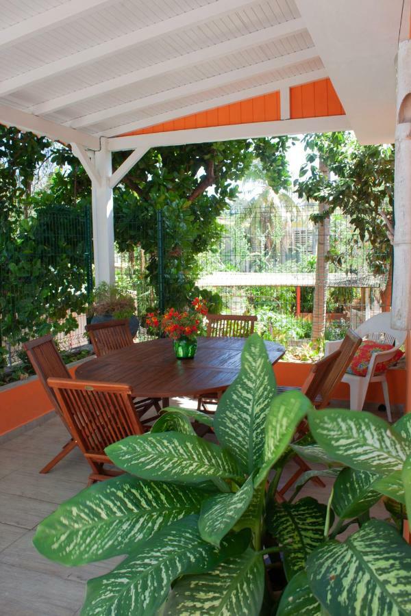Le Cocon Hotell Le Moule Exteriör bild